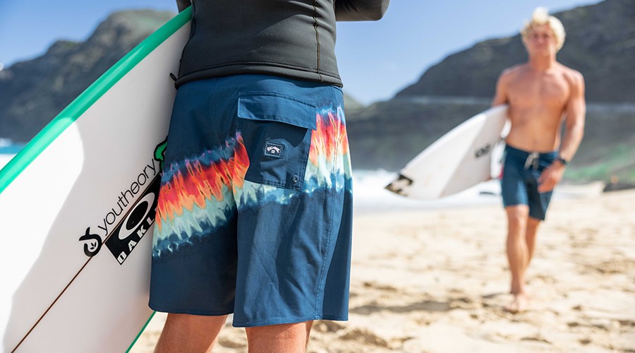 Bien Choisir son Maillot de Surf Homme - Notre Guide