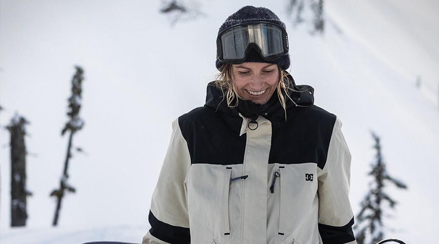 How To Choose Snowboarding Outerwear - Jacket & Trousers