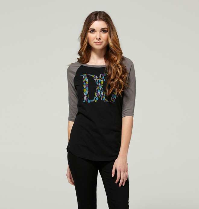 dcshoes, Women's Raglan Crackle Tee, BLACK (kvd0) 0 Women's Raglan Crackle Tee ADJZT00058 DC Shoes