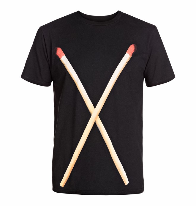 dcshoes, Men's Pyro Short Sleeve Screen Tee, BLACK (kvj0) 0 Men's Pyro Short Sleeve Screen Tee ADYZT03142 DC Shoes