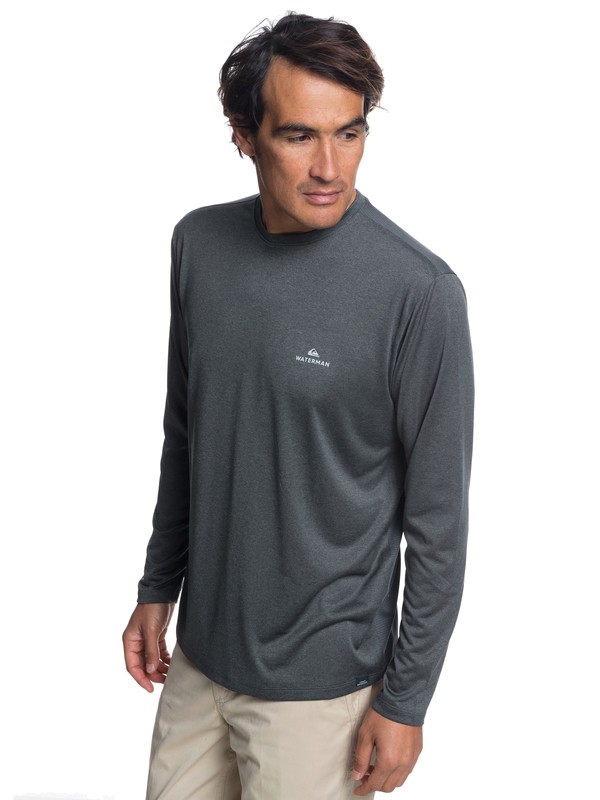quiksilver, Waterman Heat Runner - Long Sleeve T-Shirt for Men, DARK SHADOW (krp0) 0 Waterman Heat Runner - Long Sleeve T-Shirt for Men Black EQMKT03040 Quiksilver