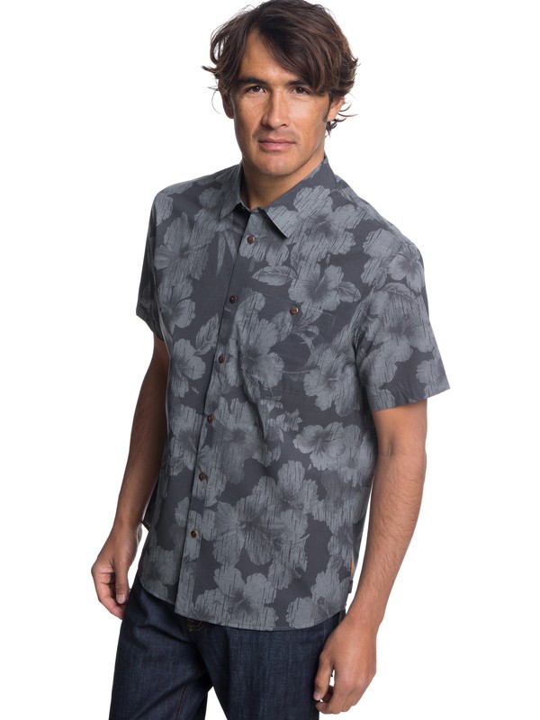 quiksilver, Waterman Tech Raindays - Technical UPF 30 Short Sleeve Shirt for Men, BLACK (kvj0) 0 Waterman Tech Raindays - Technical UPF 30 Short Sleeve Shirt for Men Black EQMWT03187 Quiksilver