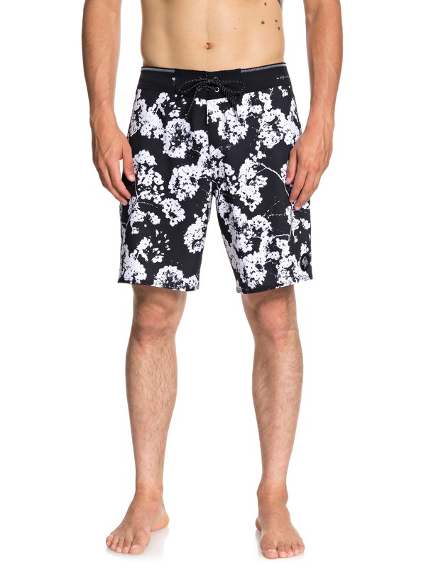 quiksilver, Highline White Out 19" Boardshorts, BLACK (kvj6) 0 Highline White Out 19" Boardshorts Black EQYBS04047 Quiksilver